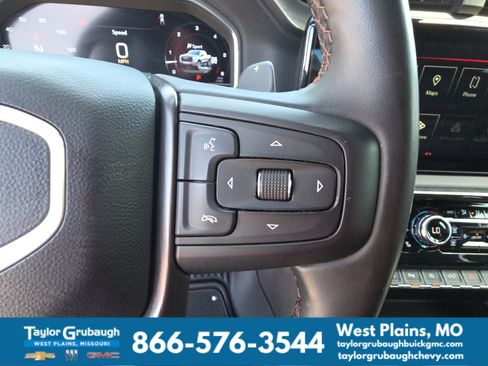 Used 2024 GMC Sierra 1500 AT4 w/ Technology Package AWD/4WD image 21