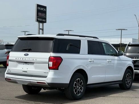 Used 2024 Ford Expedition Max XLT AWD/4WD image 45