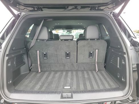 Used 2025 Buick Enclave Sport Touring image 16