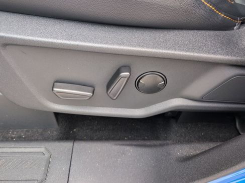 Used 2023 Ford Bronco Badlands image 10