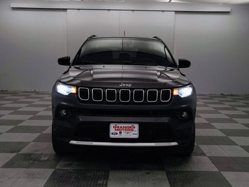 Used 2023 Jeep Compass Limited AWD/4WD image 4