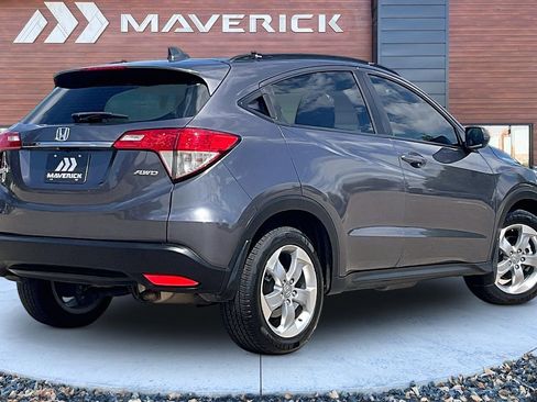 Used 2019 Honda HR-V LX image 5
