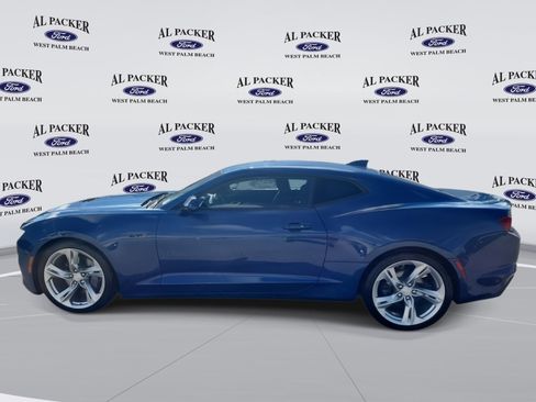 Used 2021 Chevrolet Camaro LT image 2