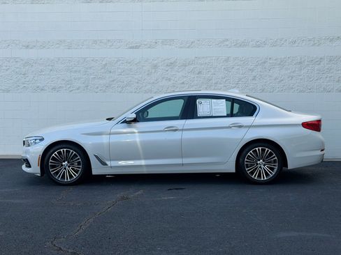 Used 2018 BMW 530i RWD image 2