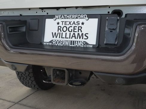 Used 2024 RAM 2500 Limited w/ Towing Technology Group AWD/4WD image 37