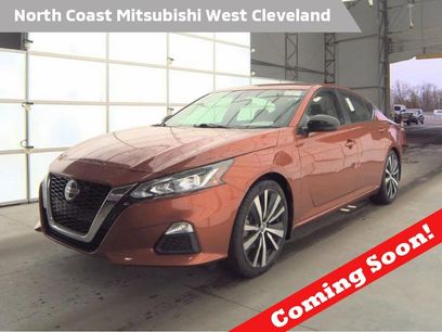 Used 2021 Nissan Altima 2.5 SR w/ SR Premium Package