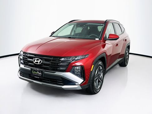 Used 2025 Hyundai Tucson SEL FWD image 3