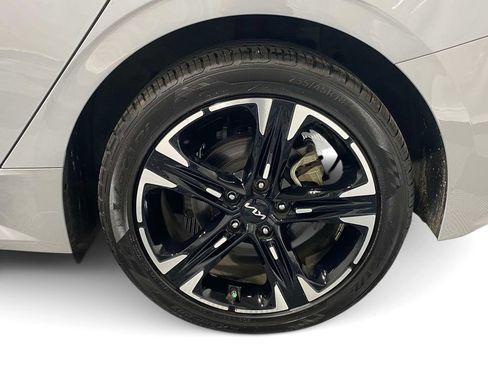 Used 2024 Kia K5 GT-Line w/ GT-Line Premium Package FWD image 7
