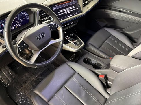 Used 2023 Audi Q4 e-tron Premium Plus AWD/4WD image 9