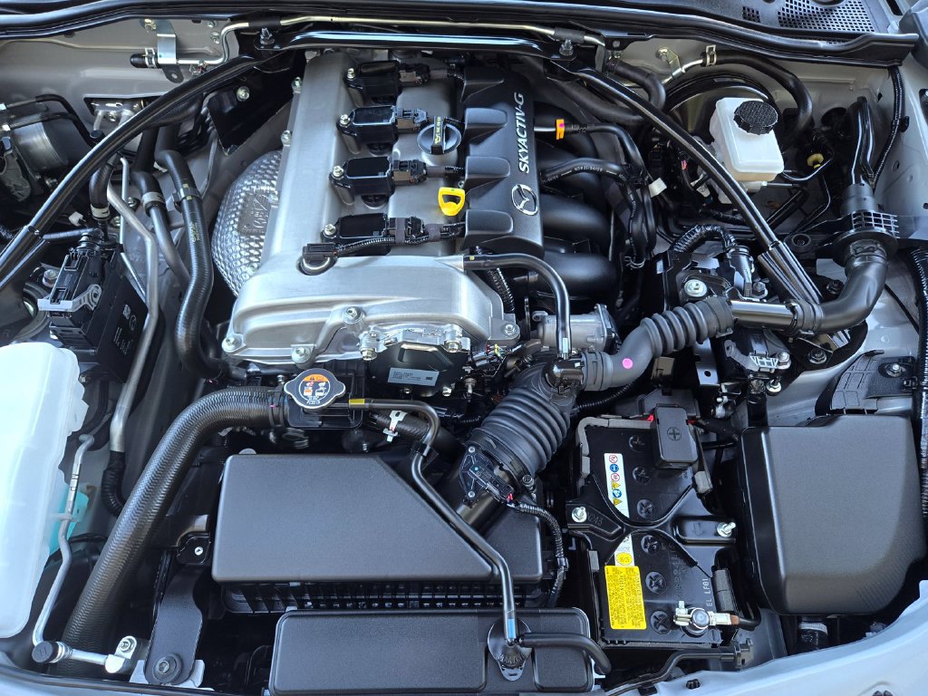 Certified 2025 MAZDA MX-5 Miata RF Club RWD image 33