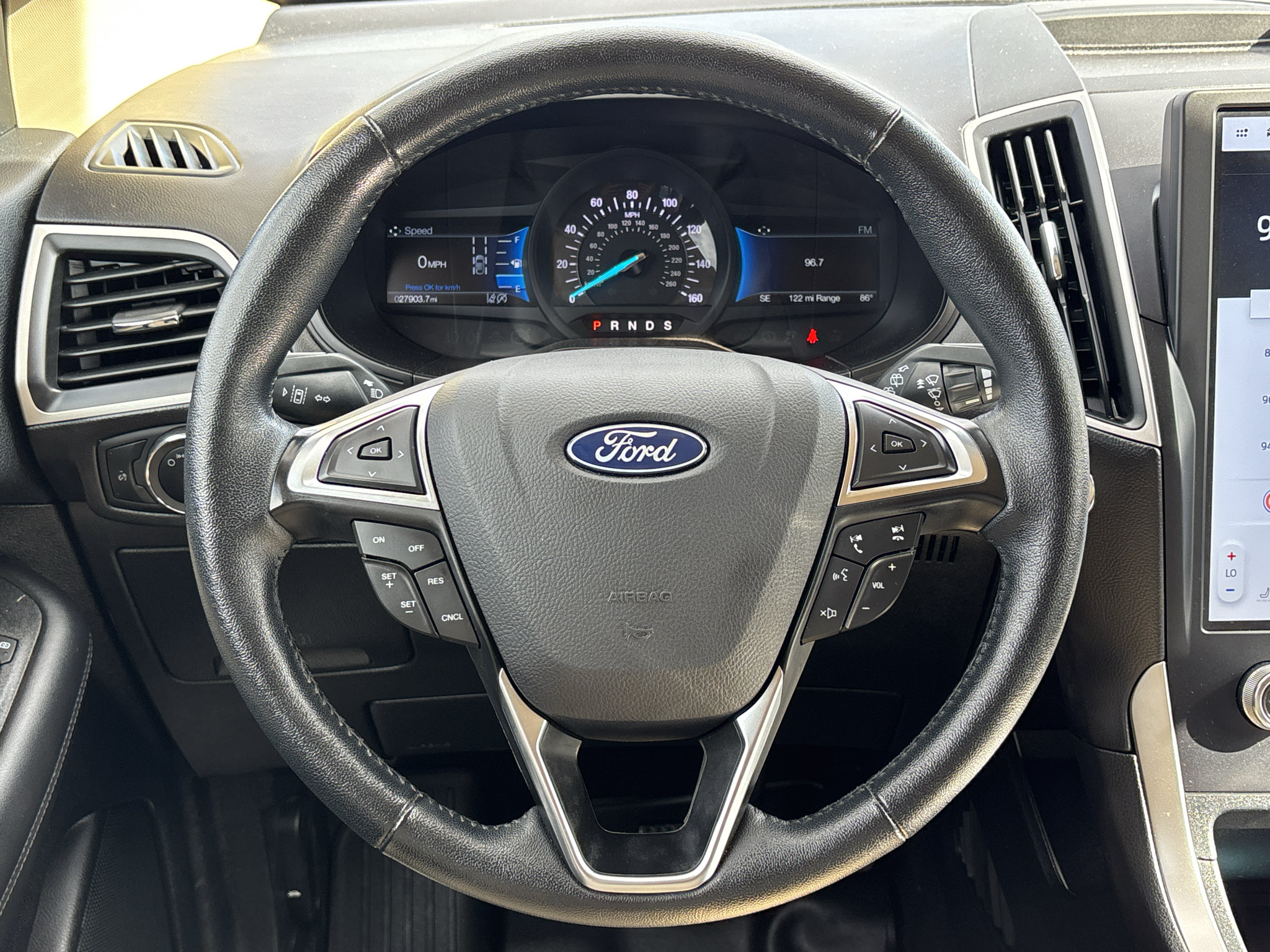 Used 2024 Ford Edge SEL AWD/4WD image 10