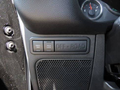 Used 2015 Jeep Wrangler Rubicon w/ Power Convenience Group image 20