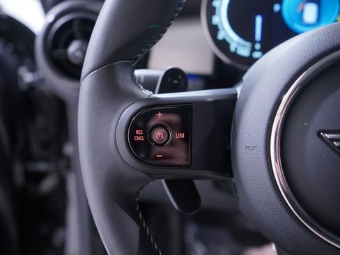 Used 2023 MINI Cooper S image 17