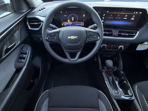 New 2026 Chevrolet TrailBlazer LS w/ LS Convenience Package FWD image 11