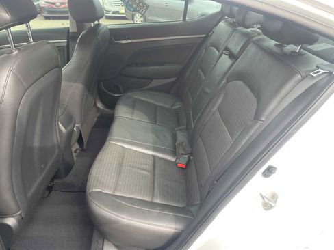 Used 2017 Hyundai Elantra Limited w/ Limited Tech Package 04 image 11
