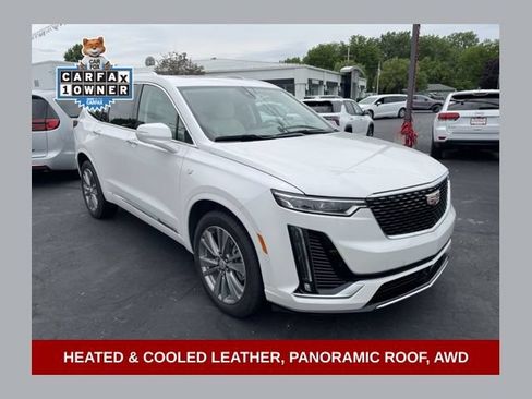 Used 2025 Cadillac XT6 Premium Luxury w/ Technology Package AWD/4WD image 1