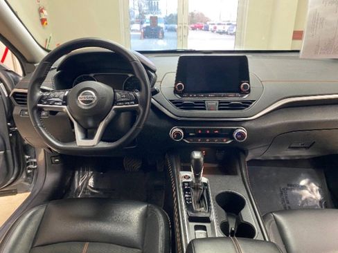 Used 2020 Nissan Altima 2.5 SR image 22