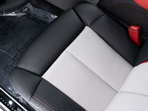 New 2026 Rolls-Royce Phantom Sedan image 19