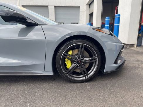 Used 2024 Chevrolet Corvette Stingray Premium Cpe w/ Z51 Performance Package image 10