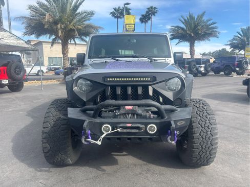 Used 2016 Jeep Wrangler Unlimited Sahara image 5