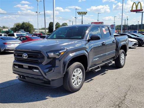 New 2024 Toyota Tacoma 4x4 Double Cab image 3