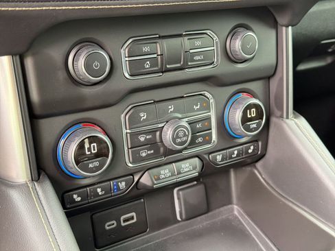 Certified 2024 Chevrolet Tahoe Premier image 18