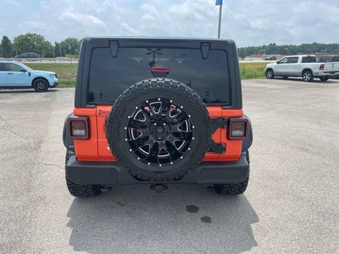 Used 2018 Jeep Wrangler Unlimited Sport S AWD/4WD image 13