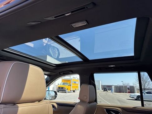 Used 2023 Chevrolet Tahoe Premier image 23