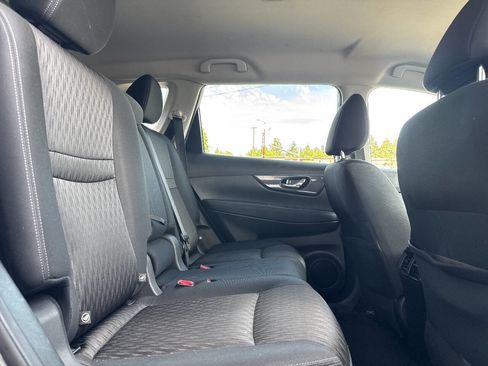 Used 2019 Nissan Rogue SV AWD/4WD image 20