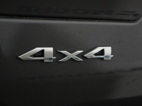 Used 2023 Jeep Grand Cherokee Laredo w/ Luxury Tech Group I image 34