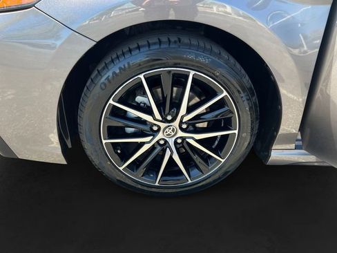 Certified 2024 Toyota Camry SE w/ Convenience Package FWD image 11