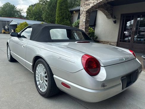 Used 2004 Ford Thunderbird RWD image 3