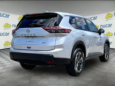 Used 2025 Nissan Rogue SV AWD/4WD image 6