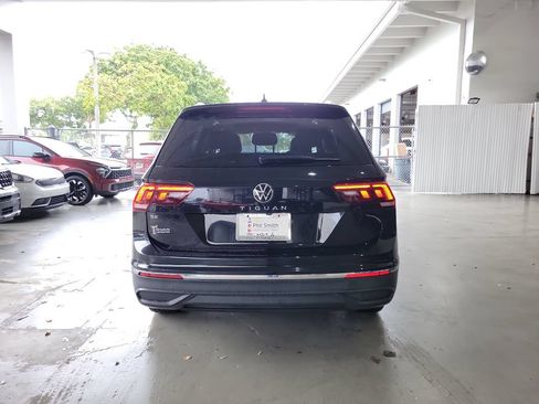 Used 2022 Volkswagen Tiguan SE FWD image 8