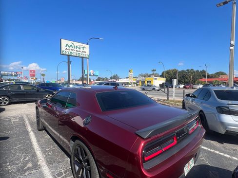 Used 2019 Dodge Challenger GT w/ Plus Package image 5