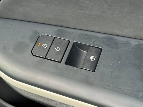 Used 2025 Kia K4 GT-Line Turbo image 21