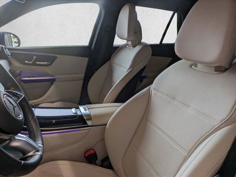 Certified 2025 Mercedes-Benz GLC 300 image 20