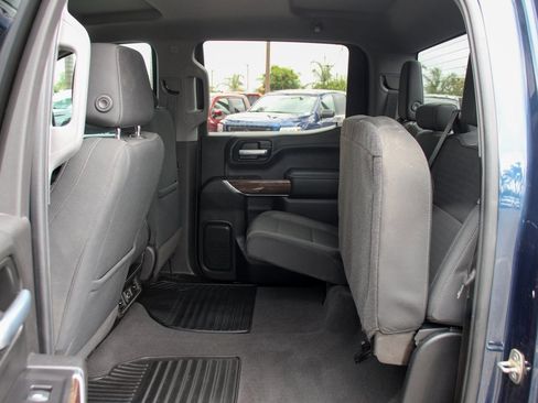 Used 2021 GMC Sierra 1500 SLE w/ Driver Alert Package I image 32