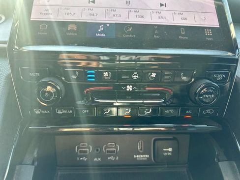 Used 2022 Jeep Grand Cherokee Limited 4xe w/ Luxury Tech Group II AWD/4WD image 23