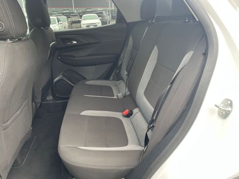Used 2025 Chevrolet TrailBlazer LT image 23