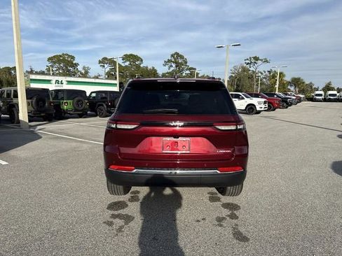 New 2025 Jeep Grand Cherokee Laredo X image 4