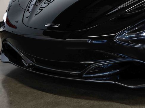 Used 2019 McLaren 720S RWD image 29