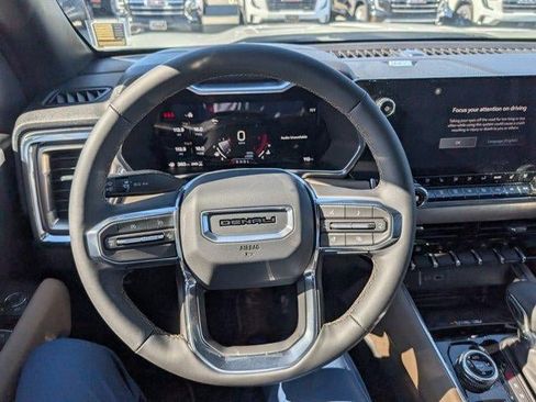 New 2026 GMC Canyon Denali AWD/4WD image 16