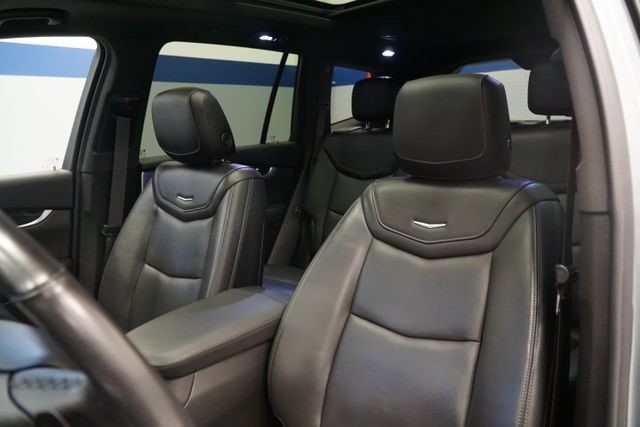 Certified 2024 Cadillac XT6 Premium Luxury AWD/4WD image 13