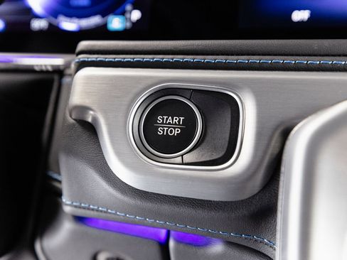 Certified 2025 Mercedes-Benz G 580 w/ EQ Technology image 17