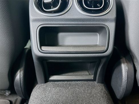 Certified 2026 Mercedes-Benz C 300 4MATIC Sedan image 32