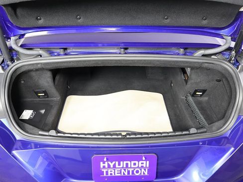 Used 2022 BMW M8 Competition w/ M Carbon Exterior Package image 26