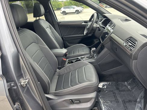 Used 2024 Volkswagen Tiguan SEL R-Line w/ MDO Package, Two-Row AWD/4WD image 14