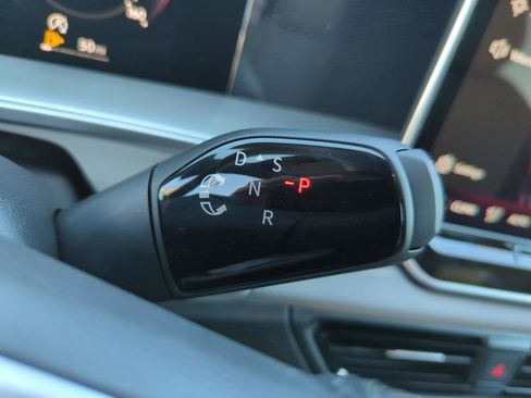 New 2026 Volkswagen Tiguan SE R-Line image 41