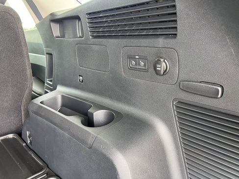 Used 2021 Kia Sorento S w/ Panoramic Sunroof Package image 6